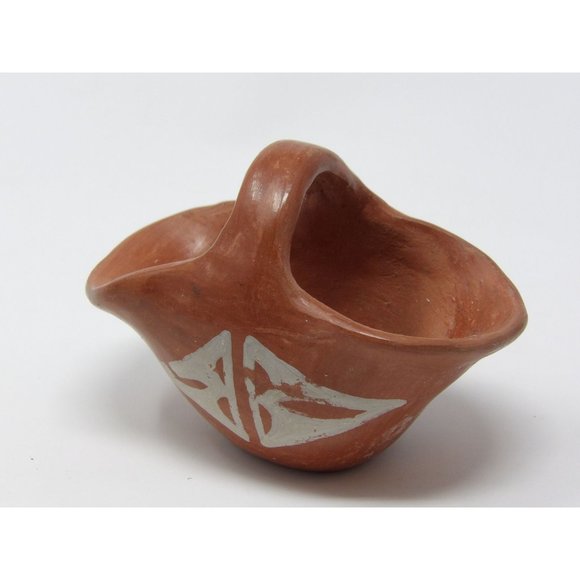 Vintage Handmade Miniature Terracotta Glazed Bridal Basket 3" H x 4 1/2" L x 2 3 - Picture 6 of 10